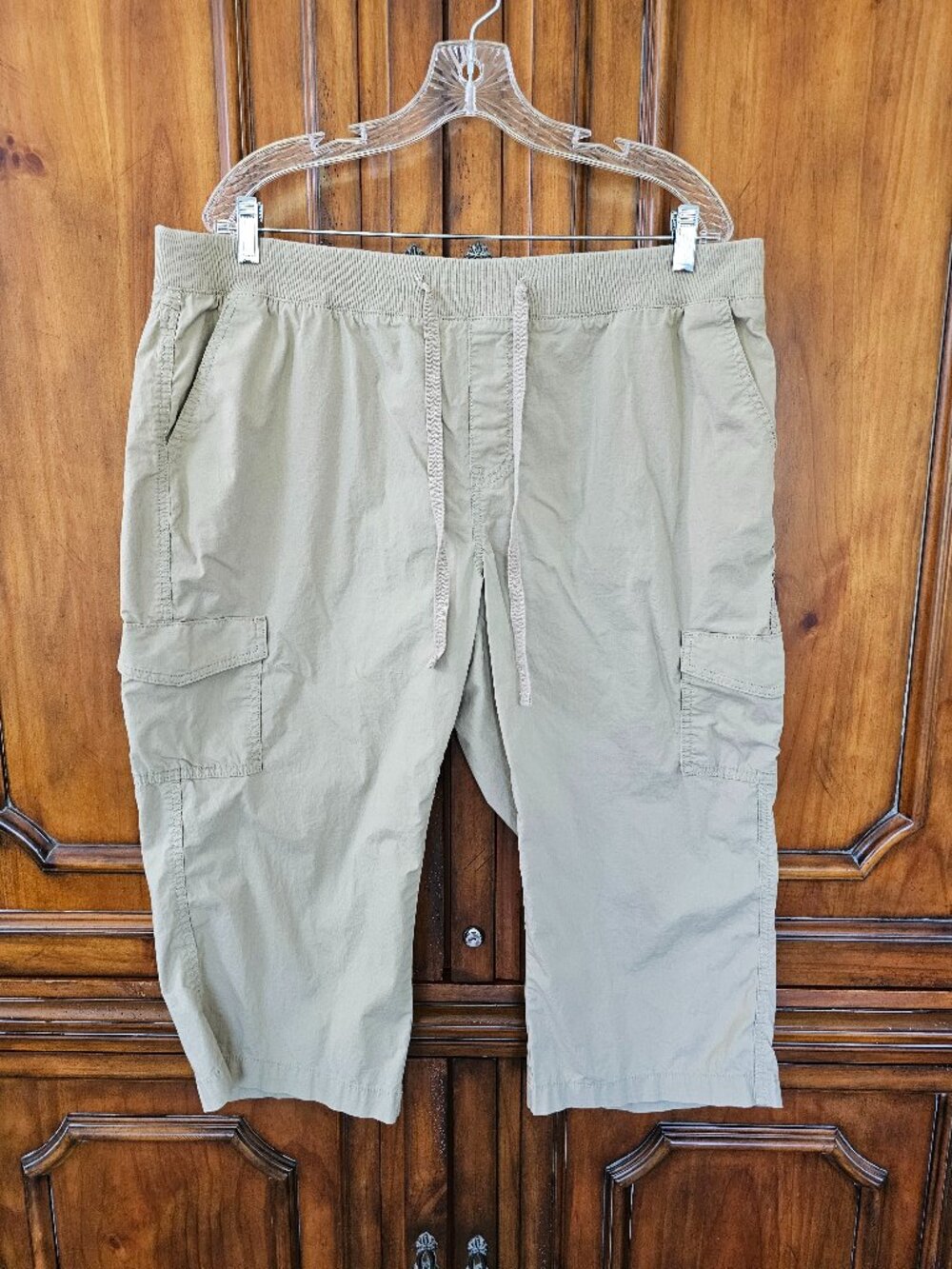 Tan cotton Capri